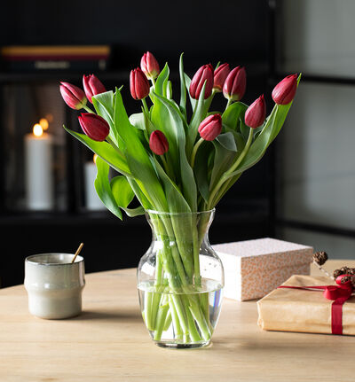 Rød tulipanbukett liten